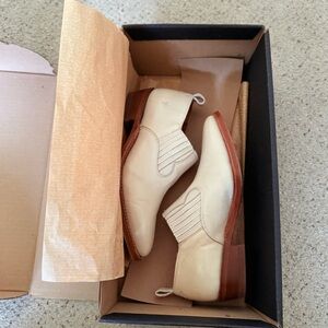 Women’s Cream Frye Billy Shootie’s